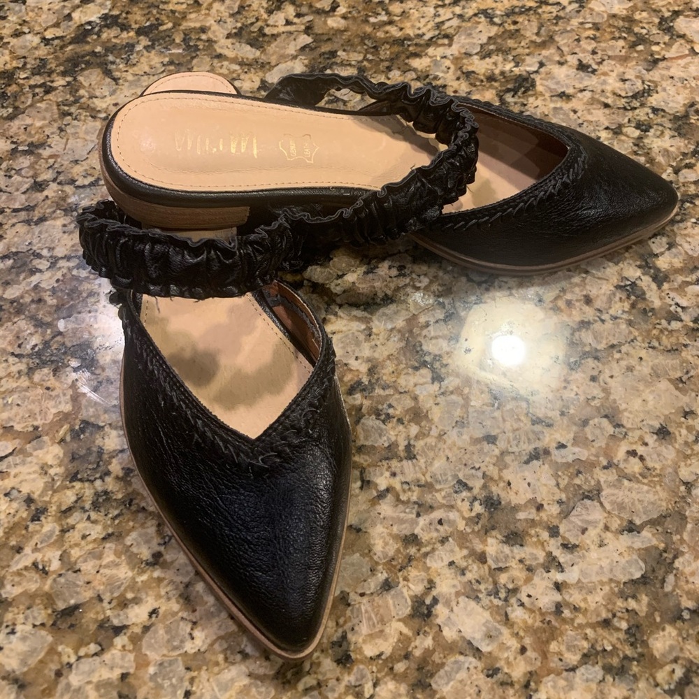 Genuine leather black flats